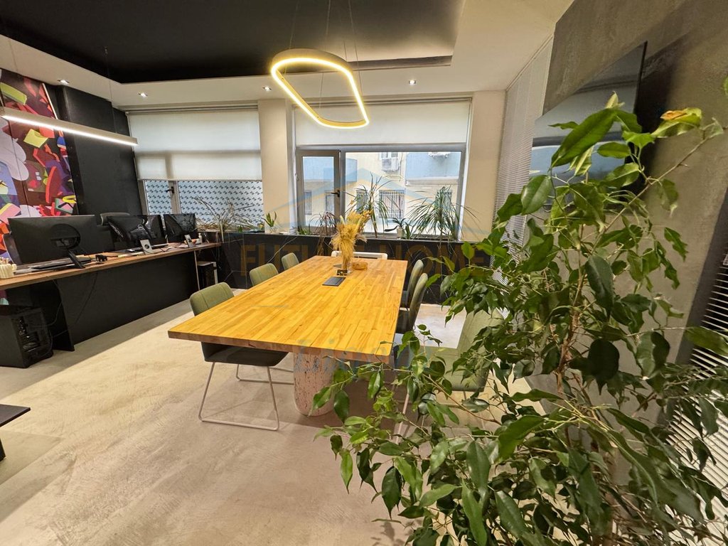 For sale, Business Premises, Dry Lake, Tirana.