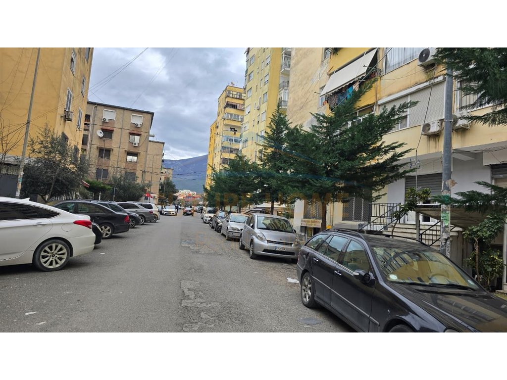For sale, Business Premises, Kongresi Manastirit Street, Tirana.