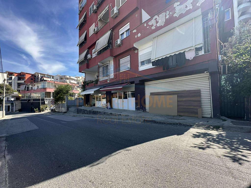Shitet , Ambient Biznesi , Selitë, Tiranë