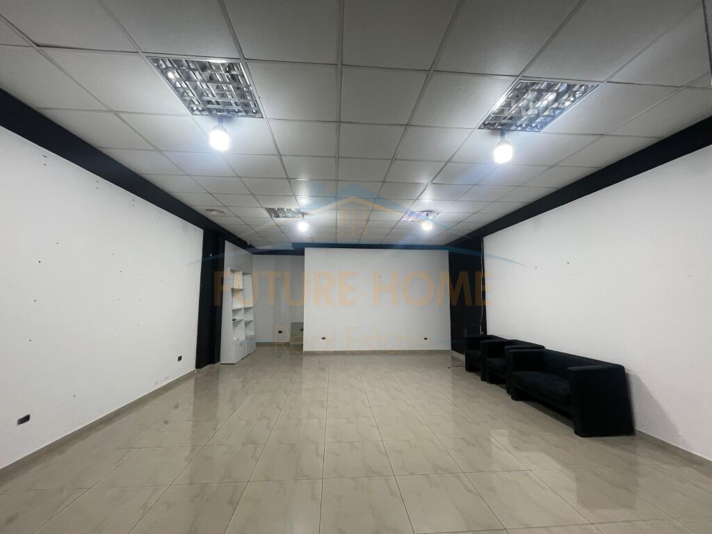 For sale, Business Area, Train Station, Durrës