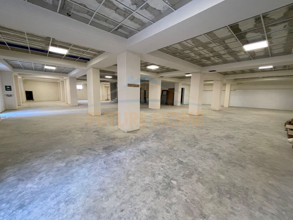 For sale, Business premises, Terminali, Korça