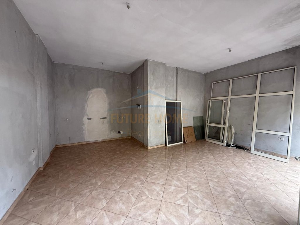For Sale, Business Premises, Cold Water, Vlorë