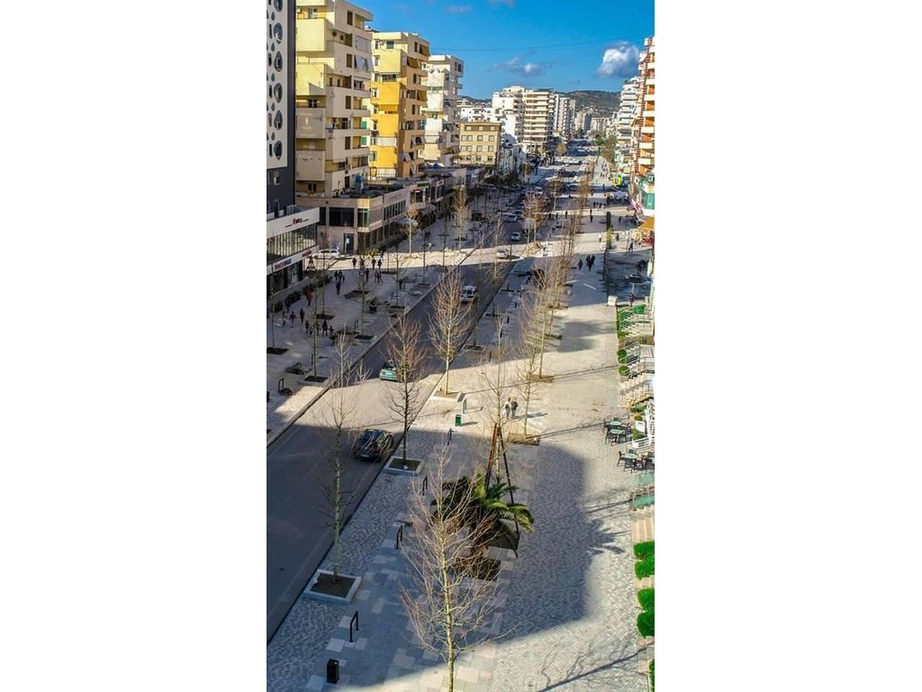 For sale, Business Premises, Vlore.