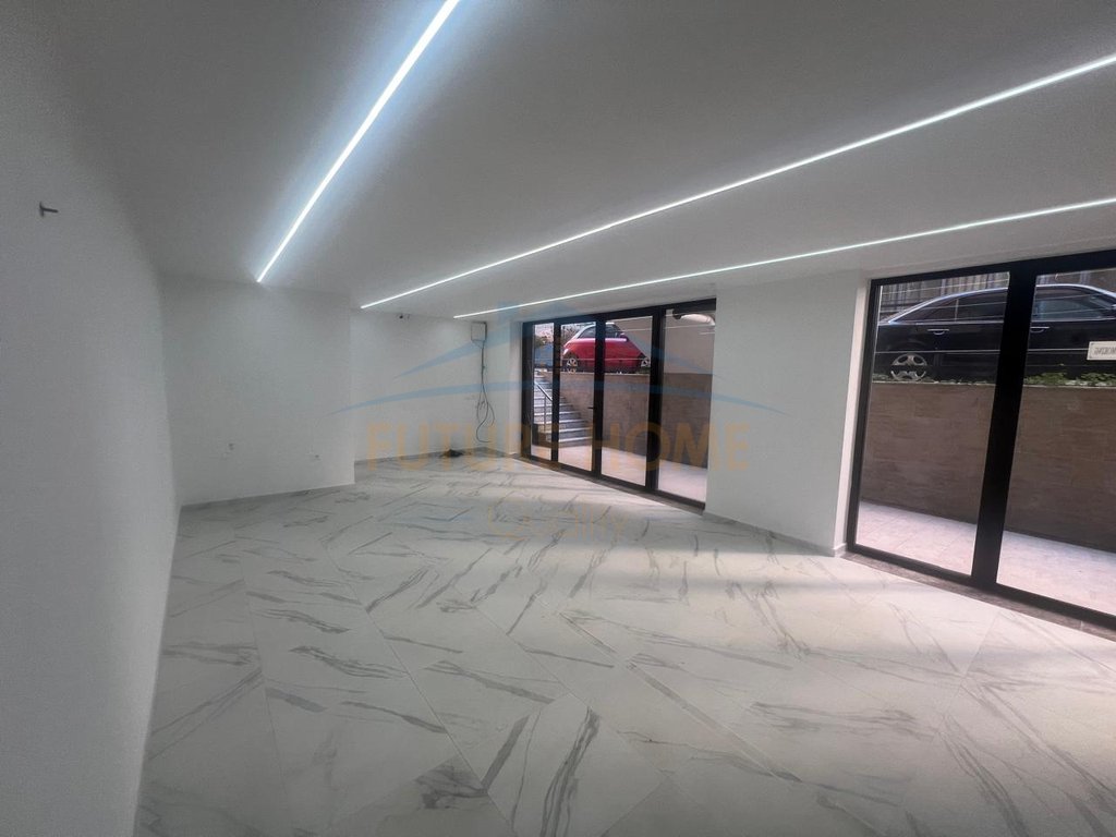 For sale, Business Premises, Railway Beach, Durres