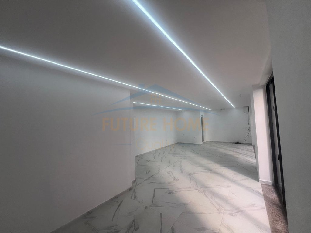 For sale, Business Premises, Railway Beach, Durres