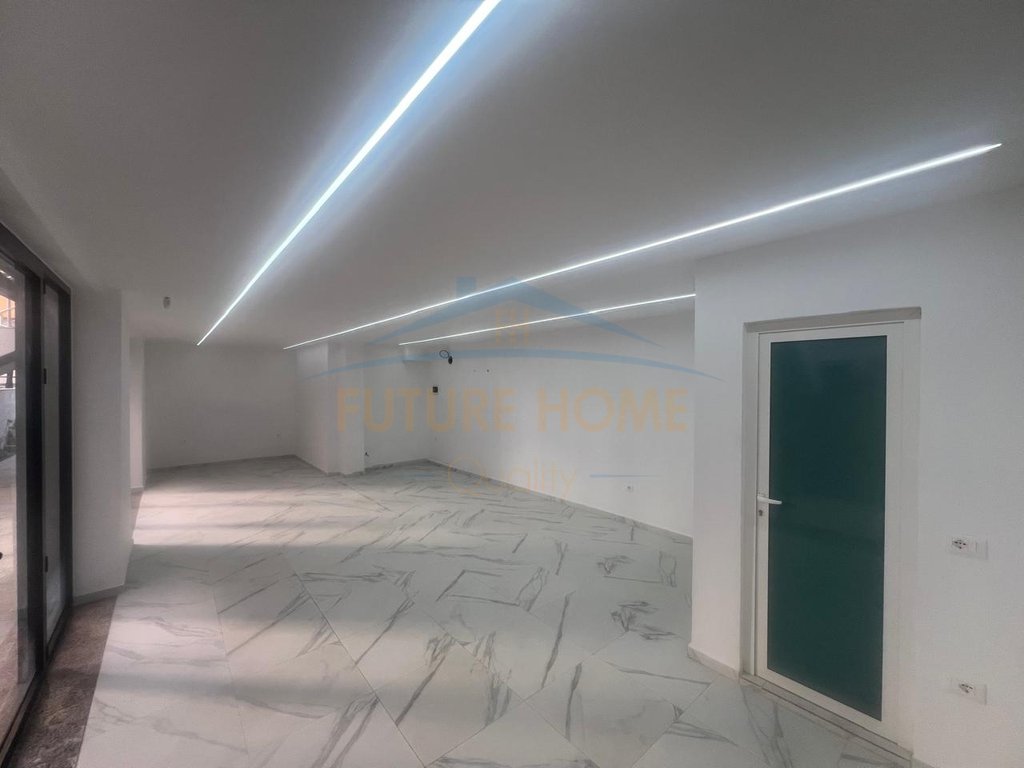 For sale, Business Premises, Railway Beach, Durres