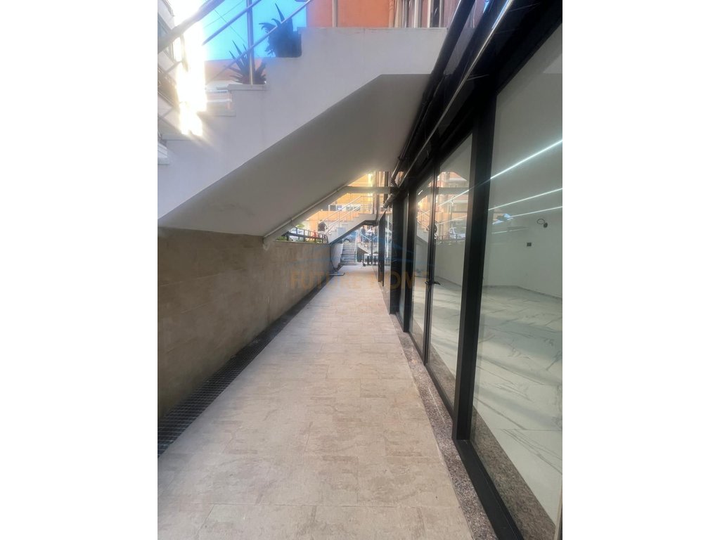 For sale, Business Premises, Railway Beach, Durres