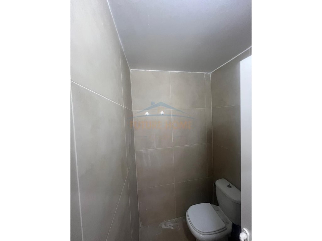 For sale, Business Premises, Railway Beach, Durres