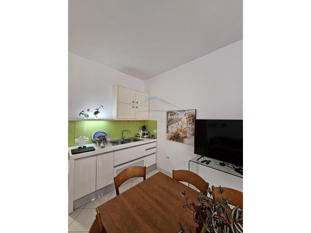 For sale, Apartment 1+1+2 Balconies, Shkembi Kavajes, Durres