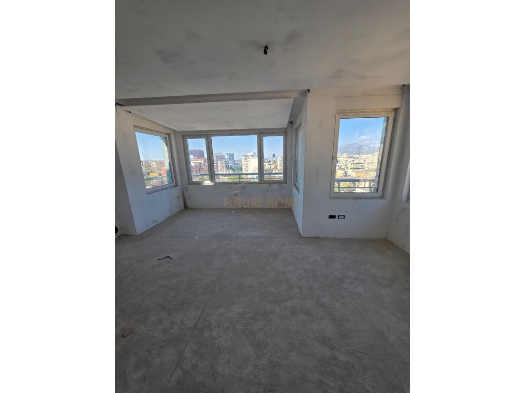 For sale, Apartment 1+1+2, Former Exhibition, Tirana