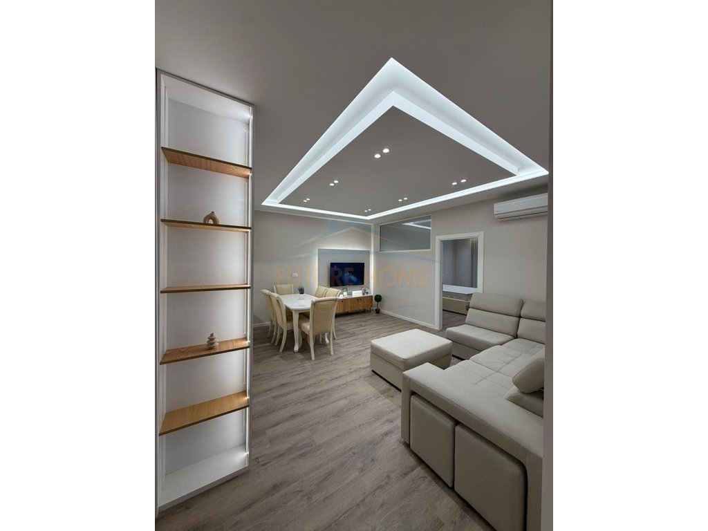 For sale, Apartment 1+1, Durrës Street