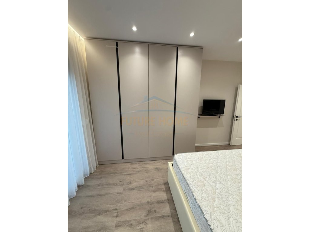 For sale, Apartment 1+1, Durrës Street