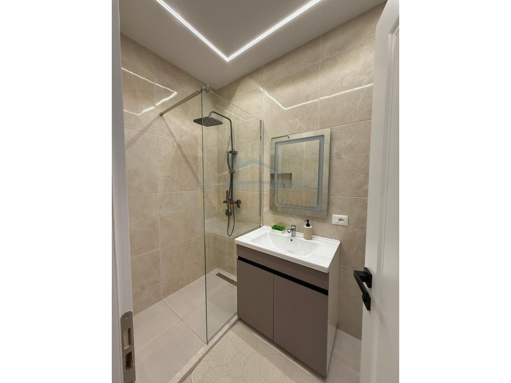 For sale, Apartment 1+1, Durrës Street