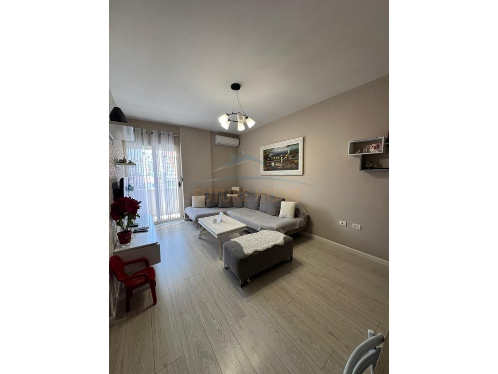 Shitet, Apartament 1+1, Fabrika e Miellit, Tirane