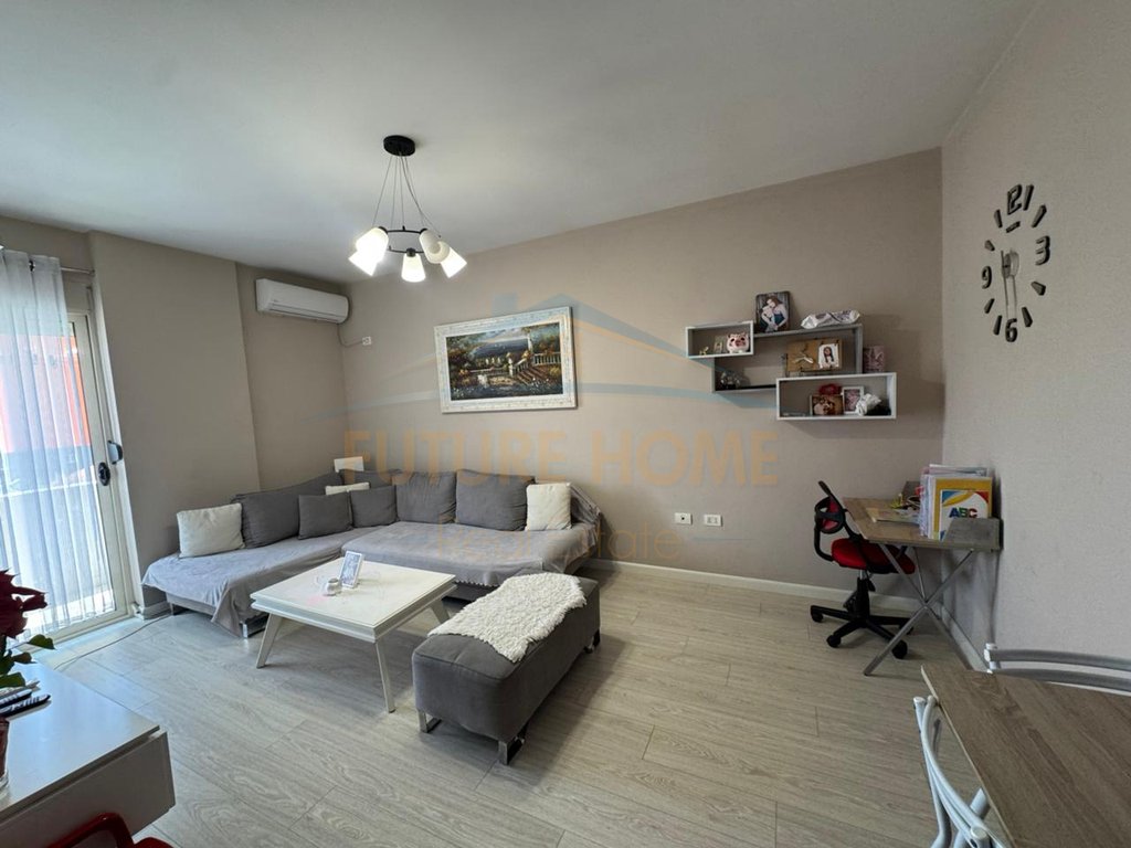 Shitet, Apartament 1+1, Fabrika e Miellit, Tirane