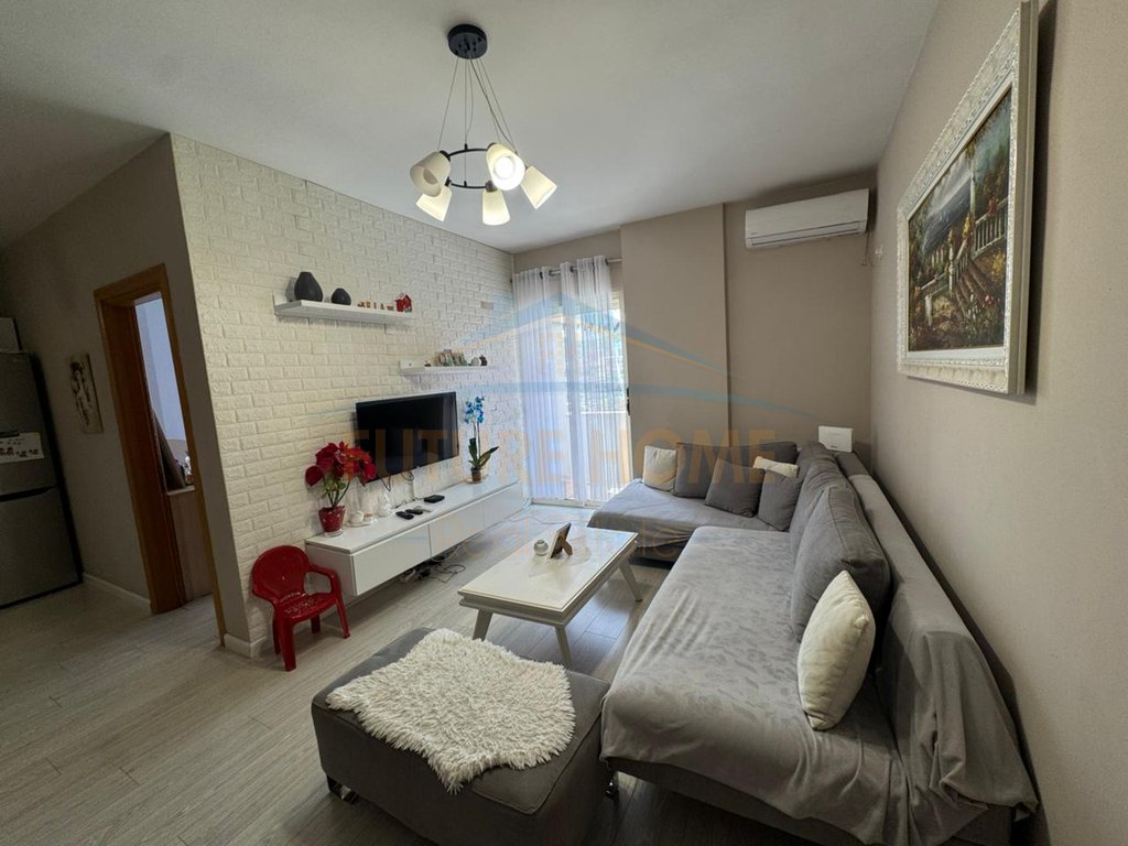 Shitet, Apartament 1+1, Fabrika e Miellit, Tirane