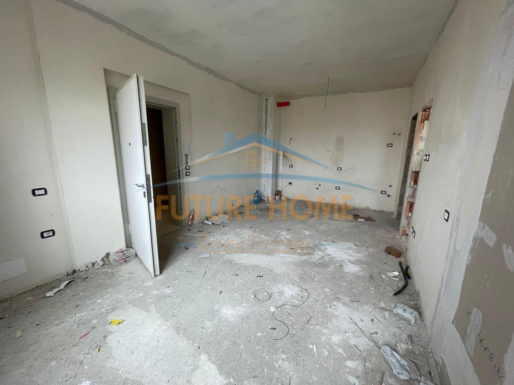 Shitet, Apartament 1+1, Henke Residence, Tiranë.