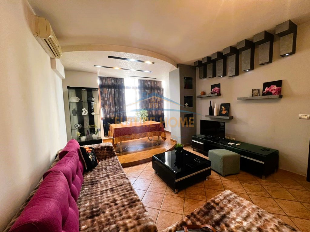 For sale, Apartment 1+1, Former Bus Park, Tirana.