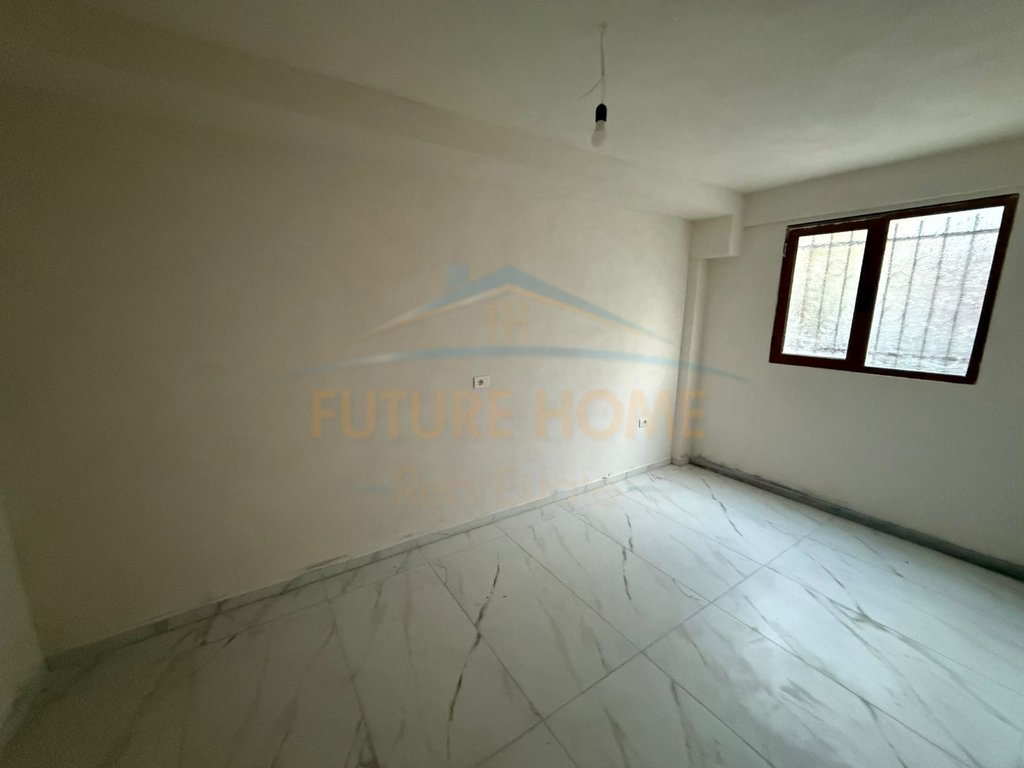 For sale, Apartment 1+1, Neighborhood 18, Korçë