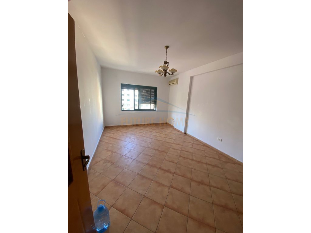 For sale, Apartment 1+1, Neighborhood 5, Durrës