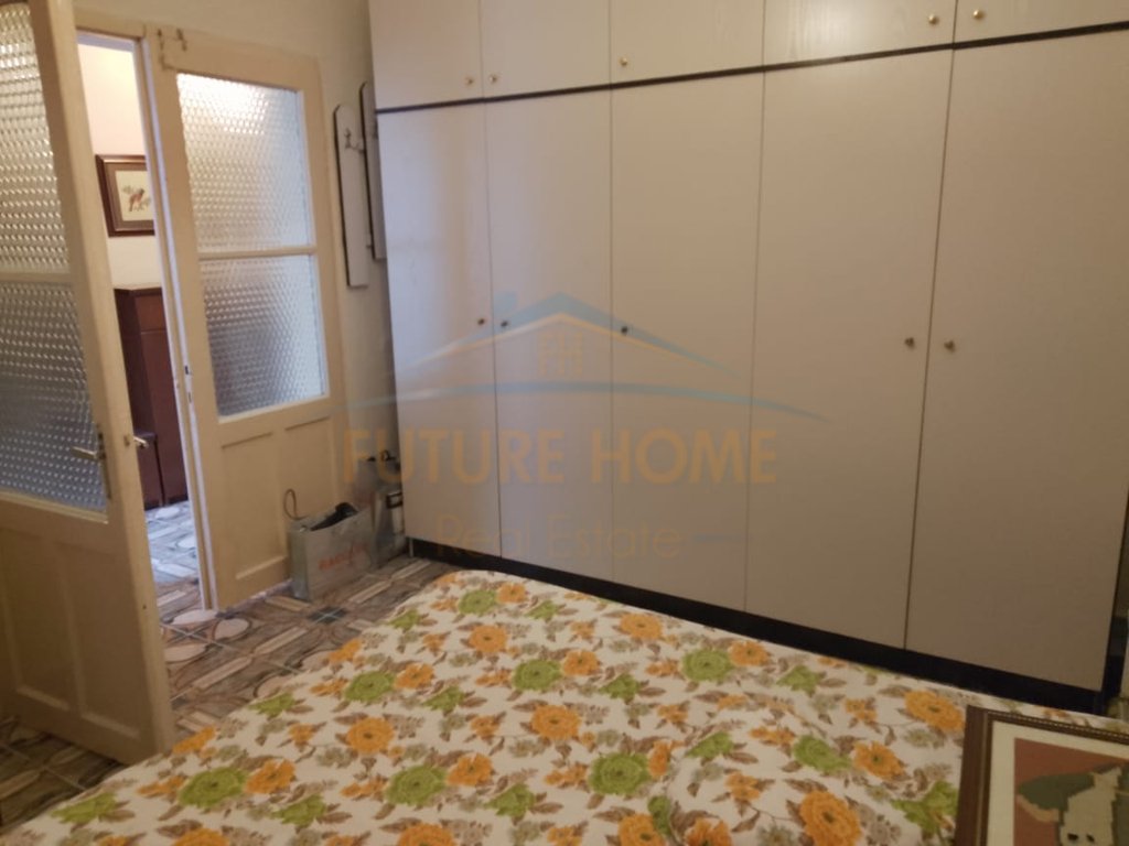 For sale, 2+1 Apartment, Neighborhood 8, Korçë.