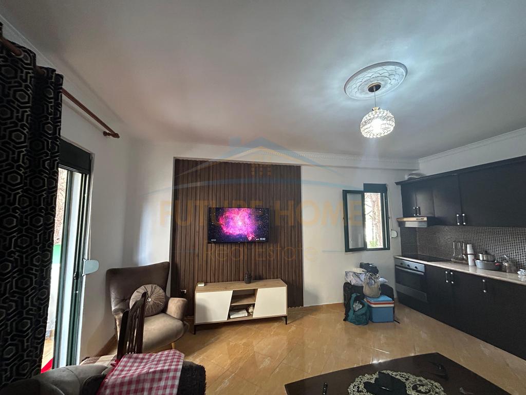 Apartment 1+1 for sale in Mali i Robit, Golem