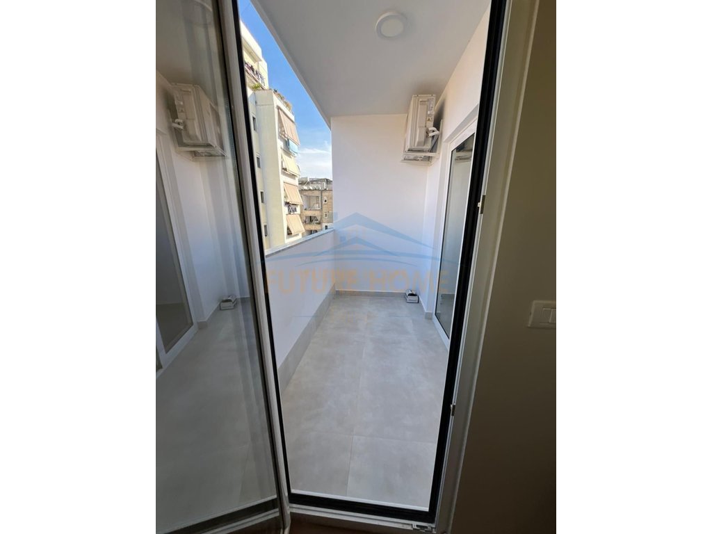 Shitet , Apartament 1+1 , Mine Peza , Tirane