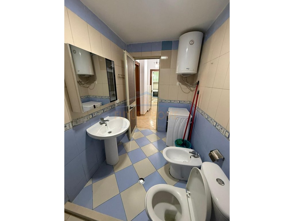 For sale, Apartment 1+1 + Parking Space, Complex "Alb Adriatik", Golem, Kavajë