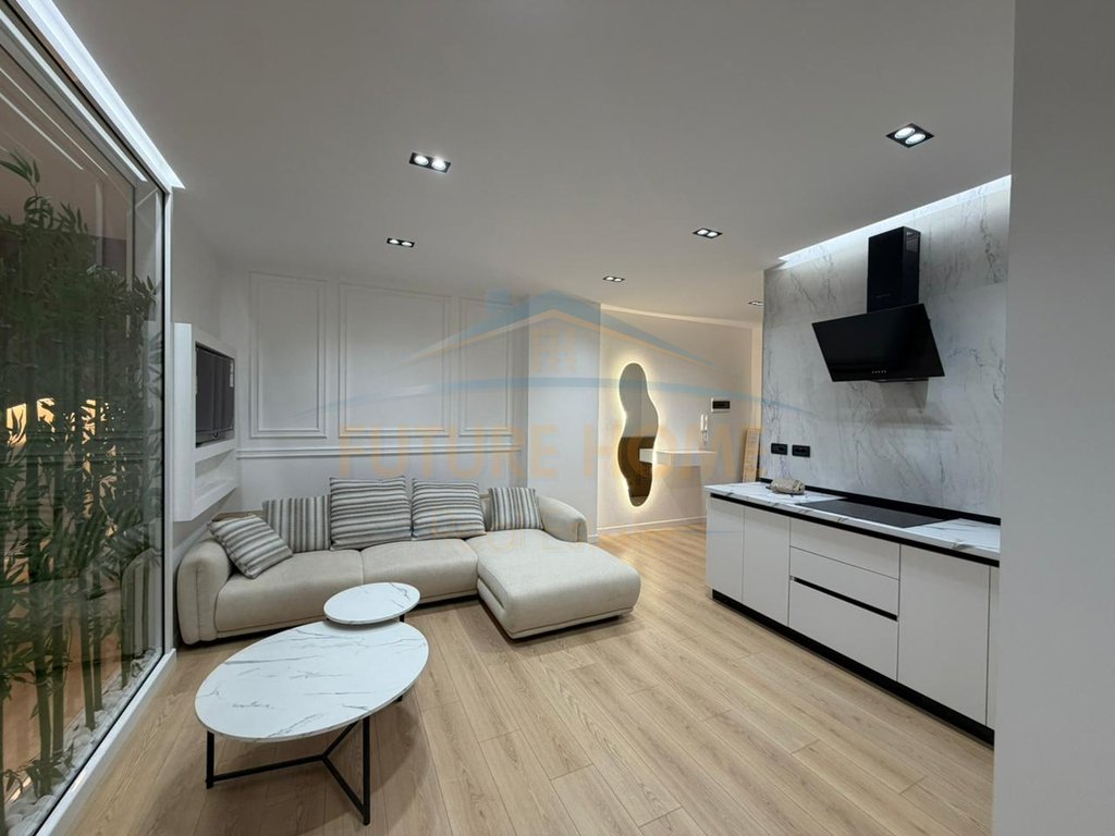 For sale, 1+1 Apartment, Near the Train Station, Durrës