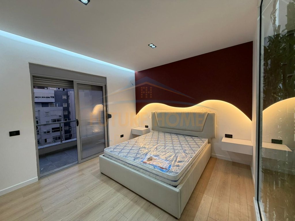 For sale, 1+1 Apartment, Near the Train Station, Durrës