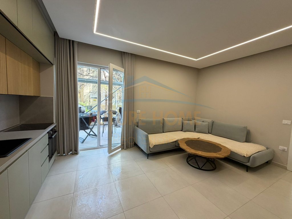For sale, Apartment 1+1, Residence "White Tower", Mali i Robit, Golem