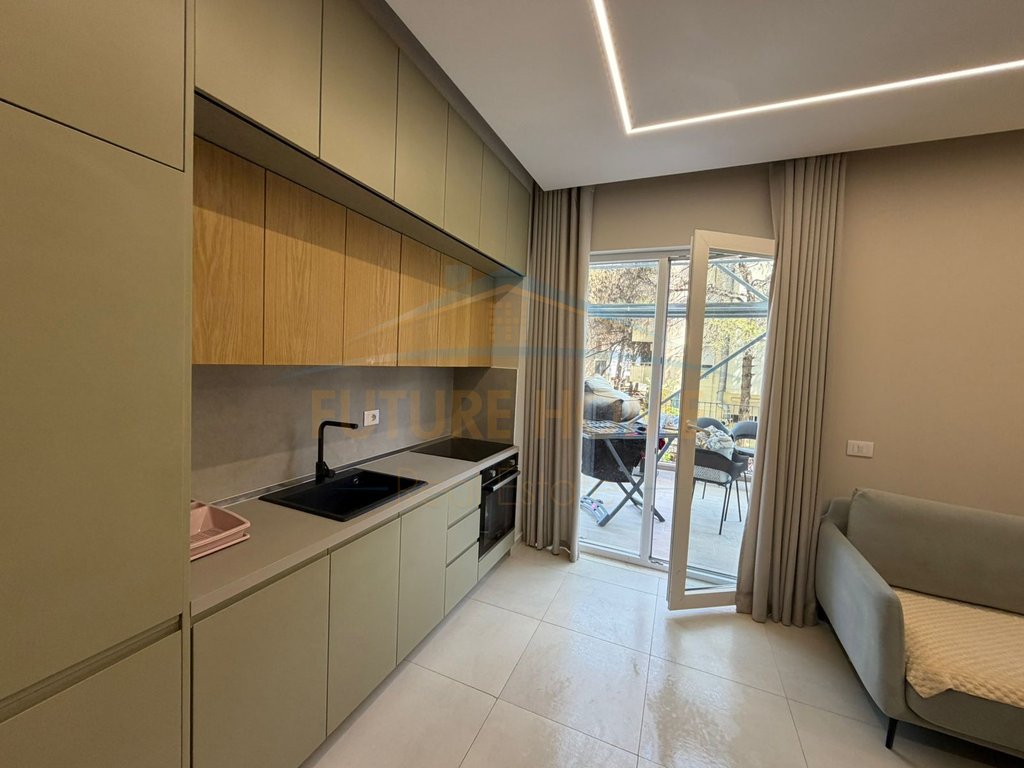 For sale, Apartment 1+1, Residence "White Tower", Mali i Robit, Golem