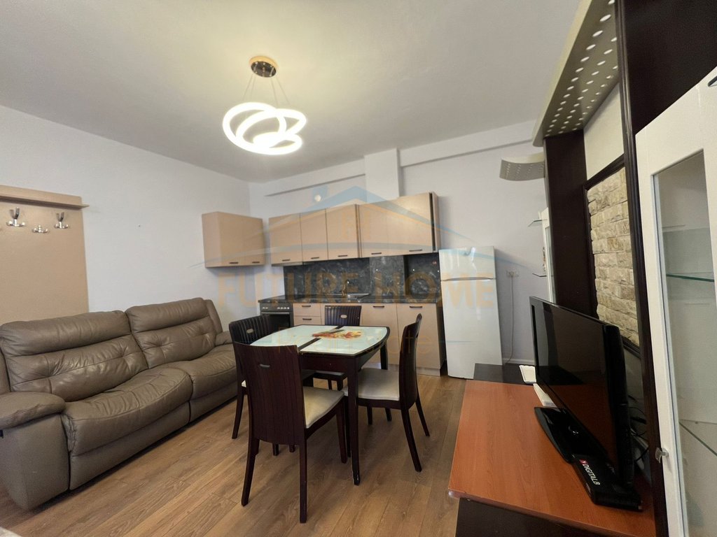 For sale, 1+1 Apartment, Dalip Topi Street, Fresku