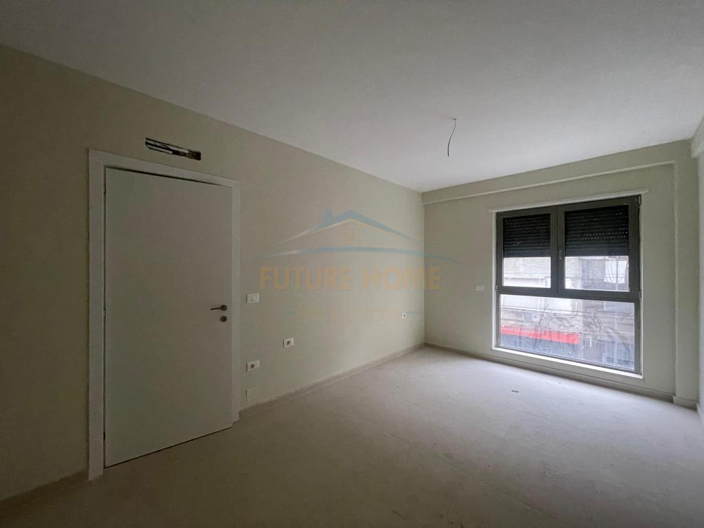 For sale, Apartment 1+1, Dervish Hekali Street, Red School, Tirana