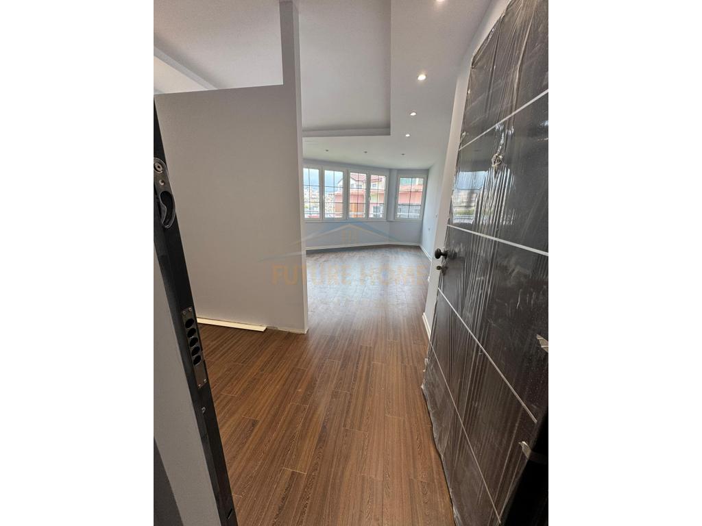 For sale, Apartment 1+1, Shefqet Kuka Street, Fresk