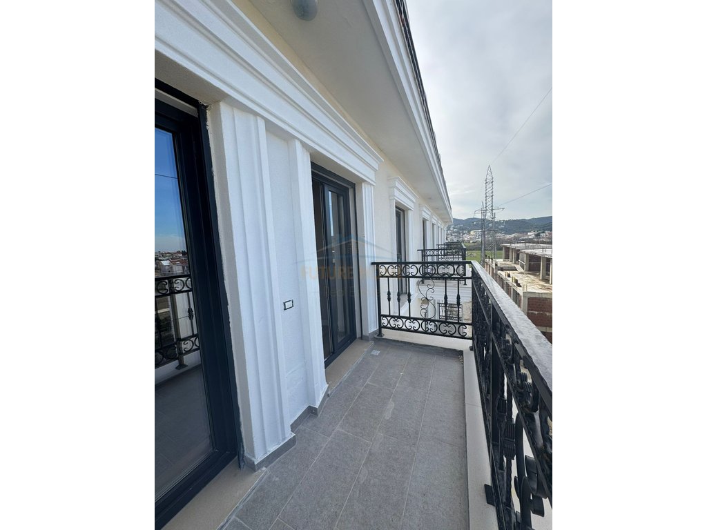 For sale, 1+1 Apartment, Sauk, Porta Tirana e Re, Tirana.