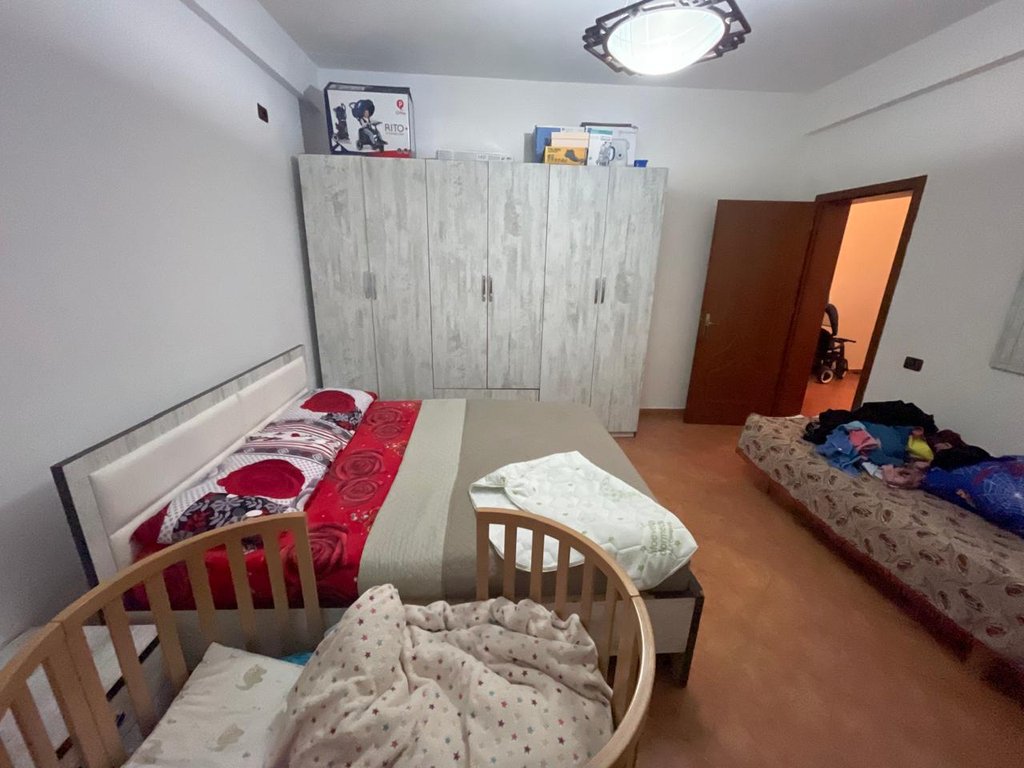 Shitet, Apartament 1+1, Selite.