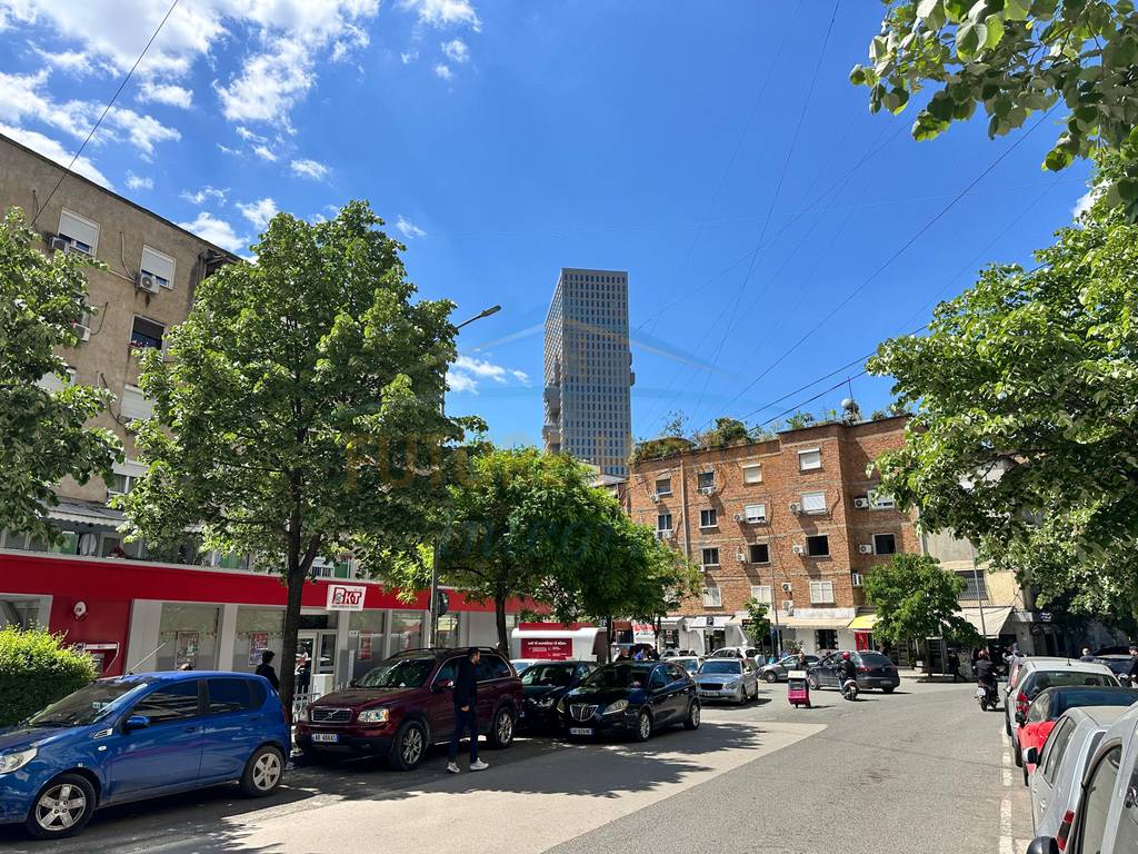 For sale, Apartment 1+1, Ballet School, Tirana.