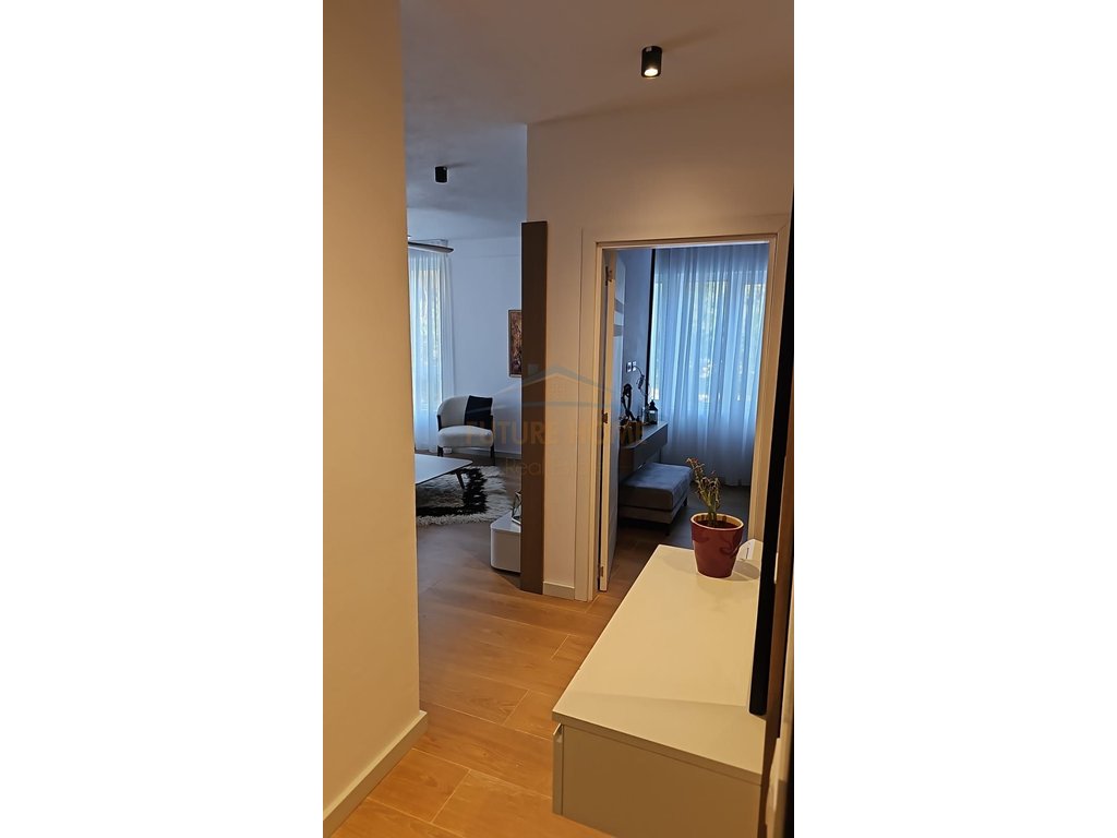 Shitet, Apartament 1+1, Tushemisht ,Pogradec.