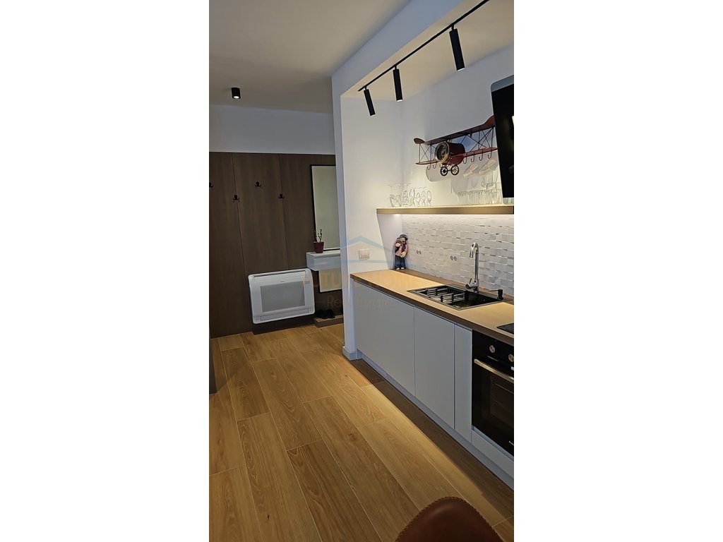 Shitet, Apartament 1+1, Tushemisht ,Pogradec.