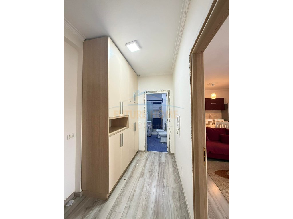 Shitet, Apartament 1+1, Unaza e Re