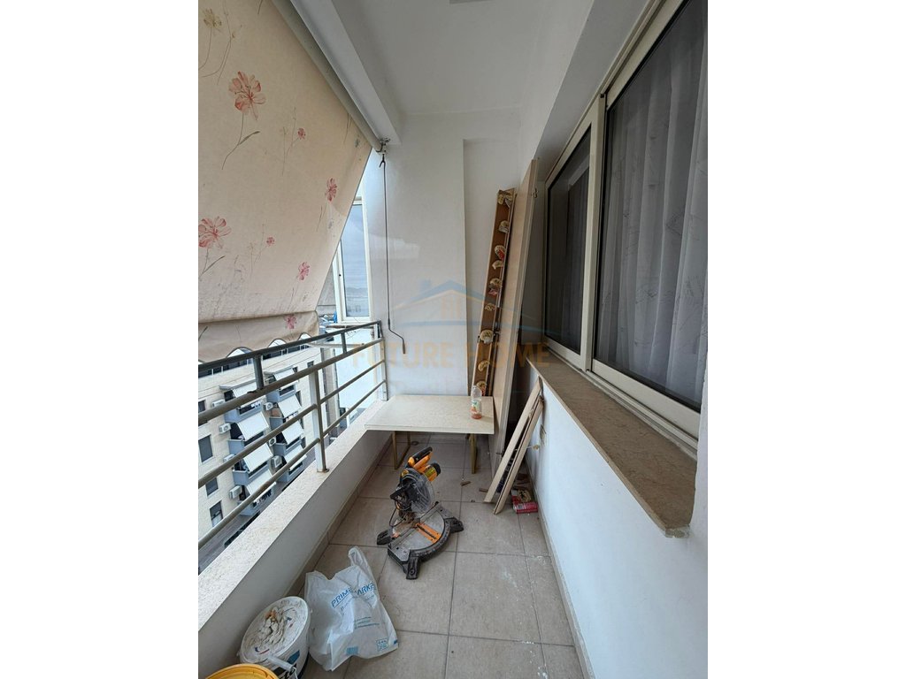 Shitet, Apartament 1+1, Unaza e Re