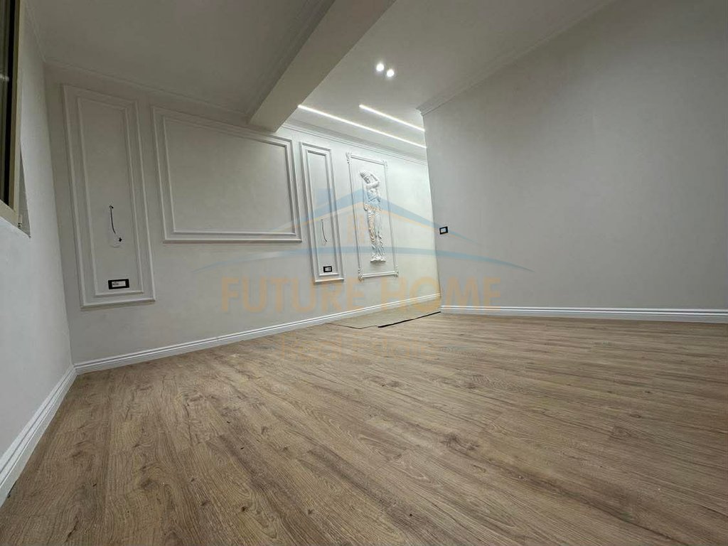 Apartment 1+1+Veranda for Sale in Fratari Complex, New Ring