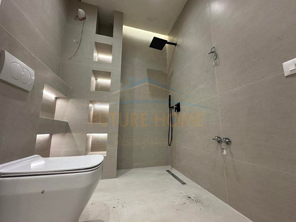 Apartment 1+1+Veranda for Sale in Fratari Complex, New Ring