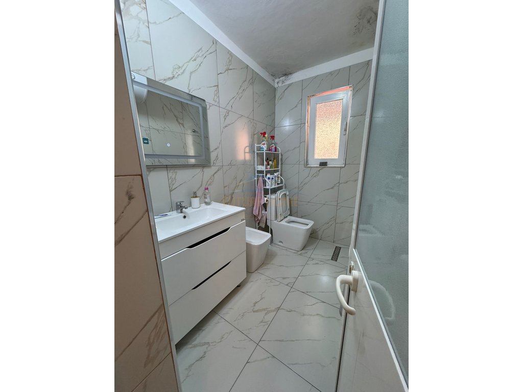 For sale, 1+1 Apartment, Kinostudio, Tirana.
