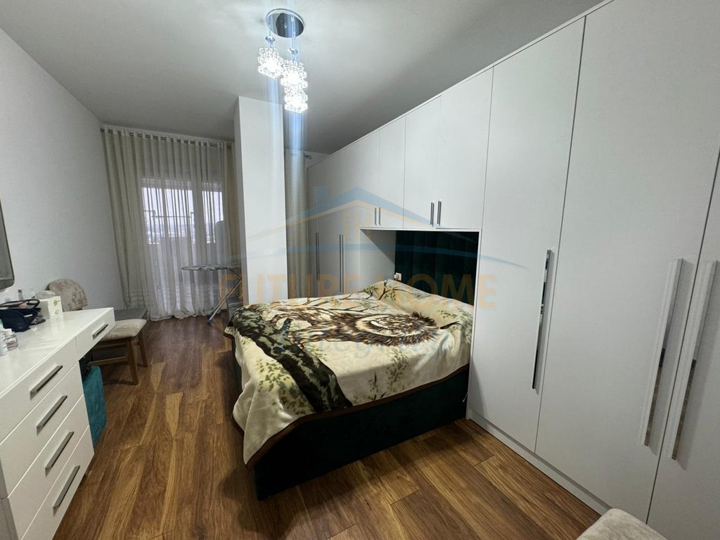 For sale, Apartment 1+1+Veranda, Rruga e Dibrës, Tirana.