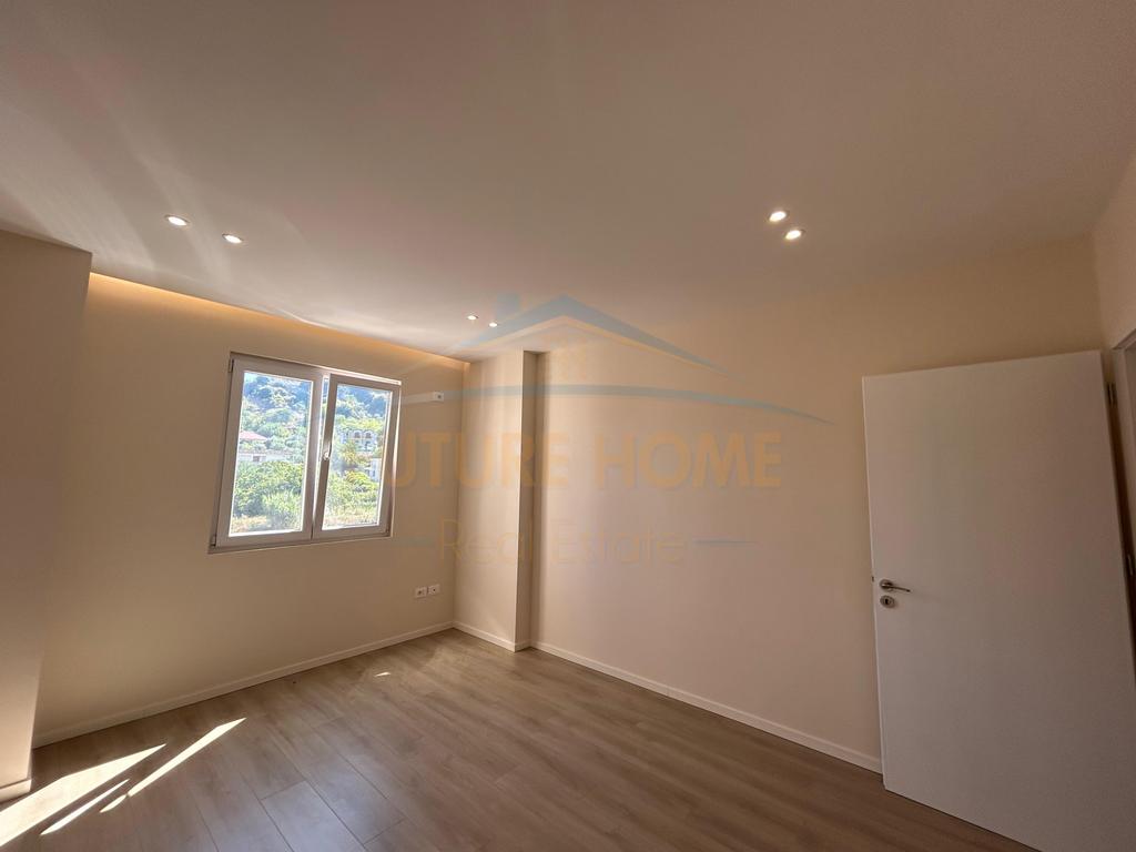 For sale, Apartment 1+1+Veranda, Shkëmbi i Kavajës, Durrës