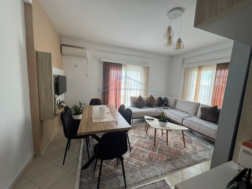 For sale, 1+1 Apartment, Vlore.