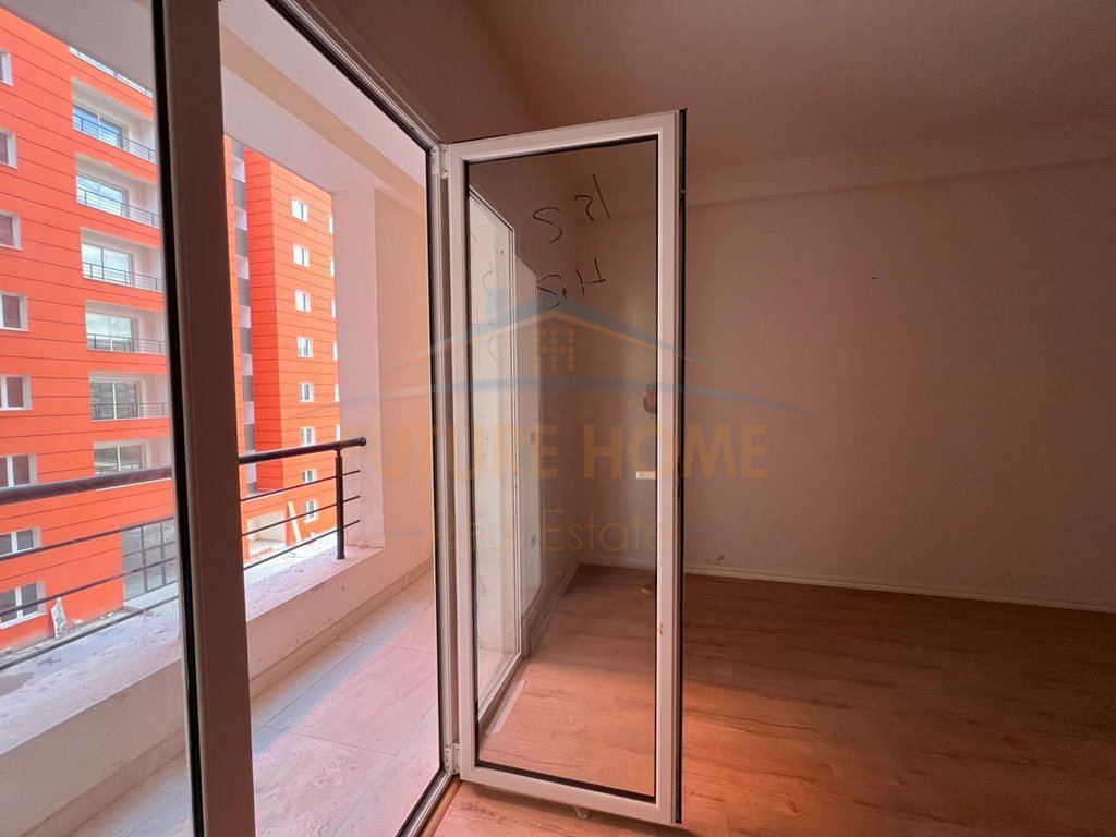 For sale, Apartment 1+1, Yzberisht