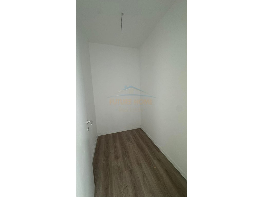 For sale, Apartment 2+1+2, Akses Tirana, Former Shqiponja Square